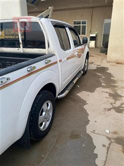 نيسان نافارا